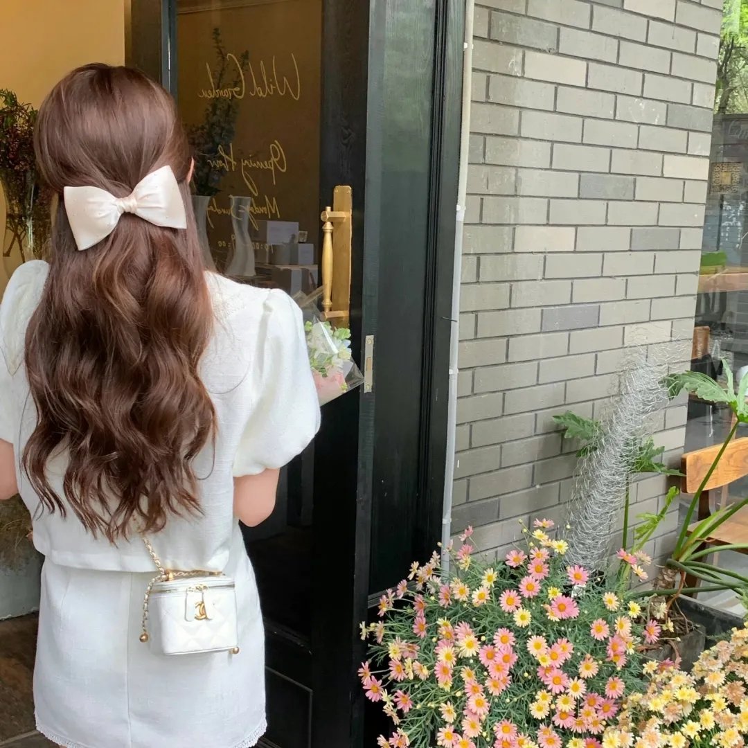 春泛女黉宫