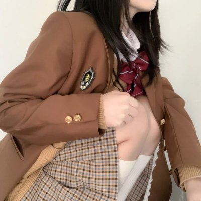 暗红